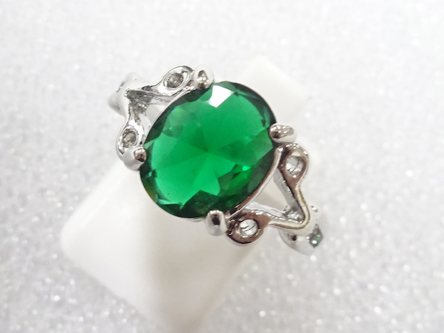 JAPANESE KIMONO / ANTIQUE COLORED STONE RING (SIZE 18.5)